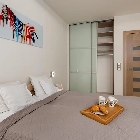 Apartament 14ka. Apartment *